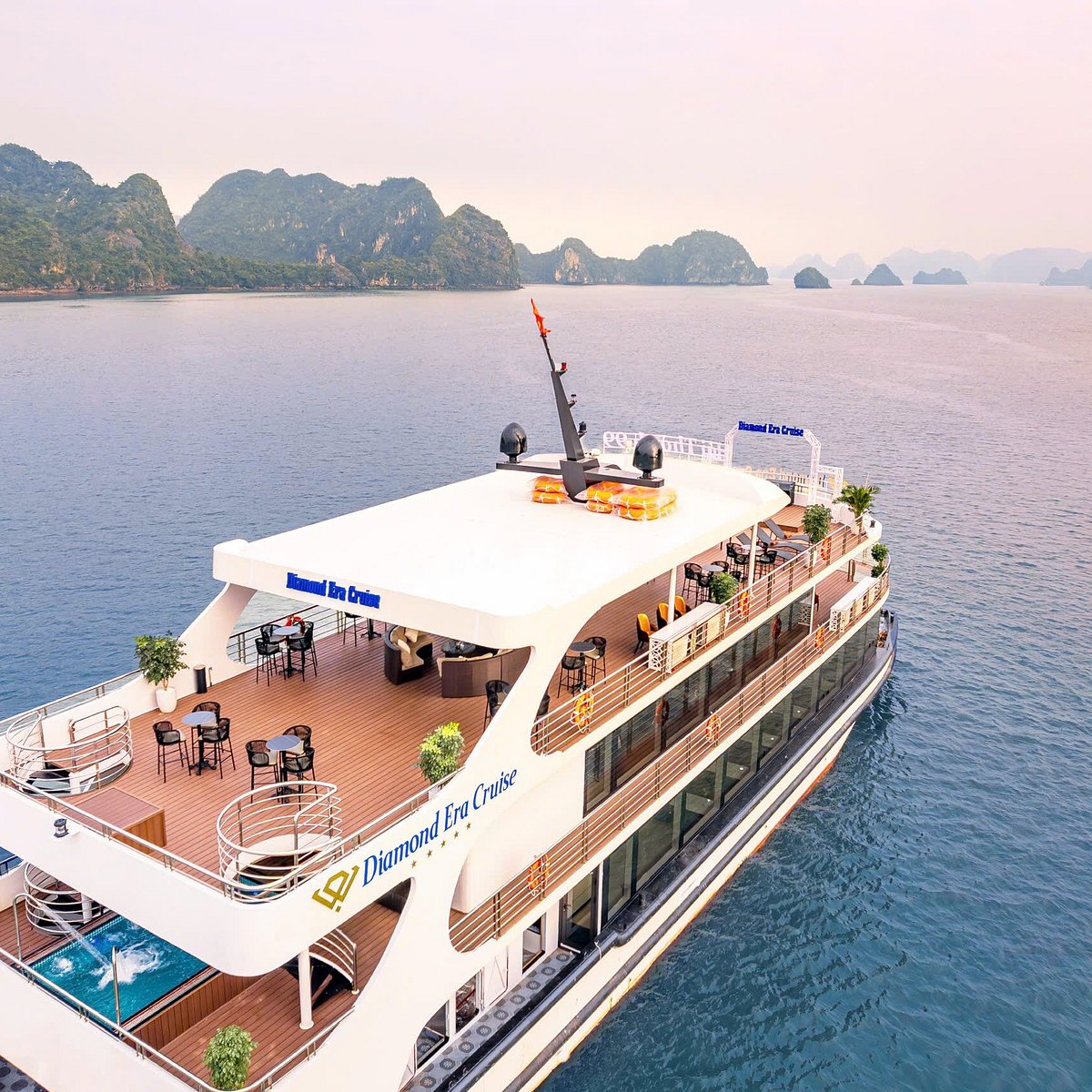 Tour Hạ Long 1 Ngày Diamond Era Cruise