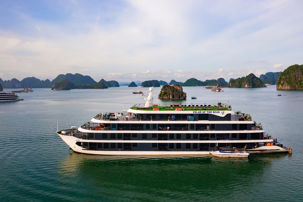 Du Thuyền Velar of the Sea 5 Sao 3 Ngày 2 Đêm