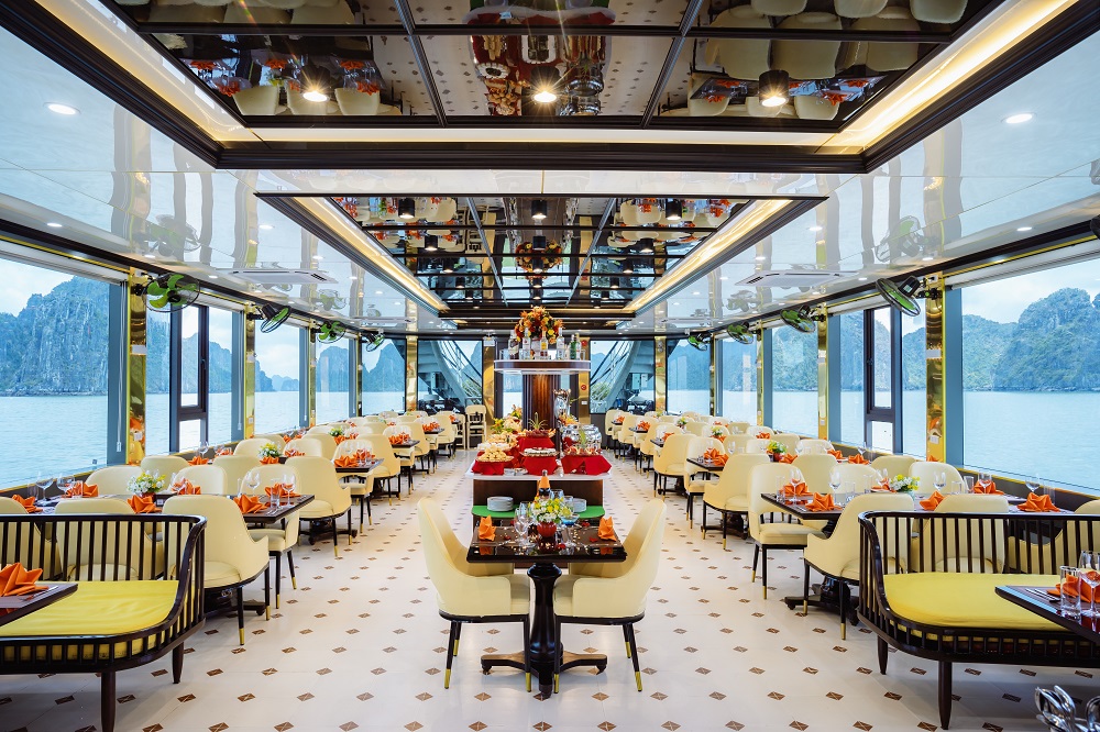 Tour Du Thuyền Sky Cruise Hạ Long 5 Sao 1 Ngày