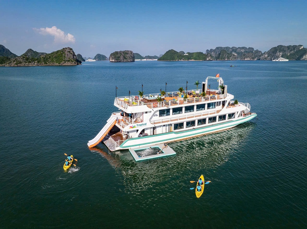Du Thuyền Tropical Cruise 5 Sao | Tour Vịnh Lan Hạ 1 Ngày Cao Cấp