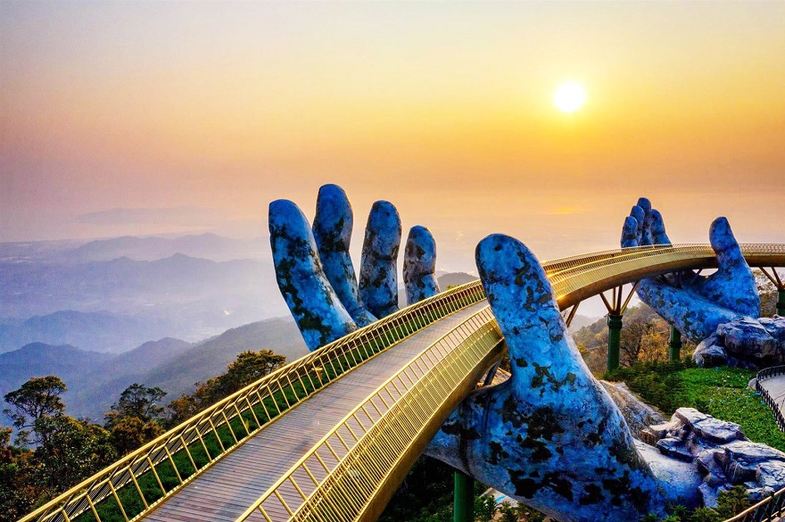 Tour Đà Nẵng Bà Nà Hills 1 Ngày | Cầu Vàng, Cáp Treo & Buffet
