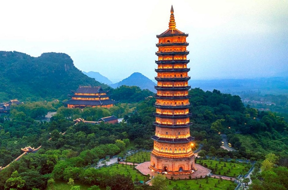 Tour Tràng An – Bái Đính 1 Ngày Từ Hà Nội