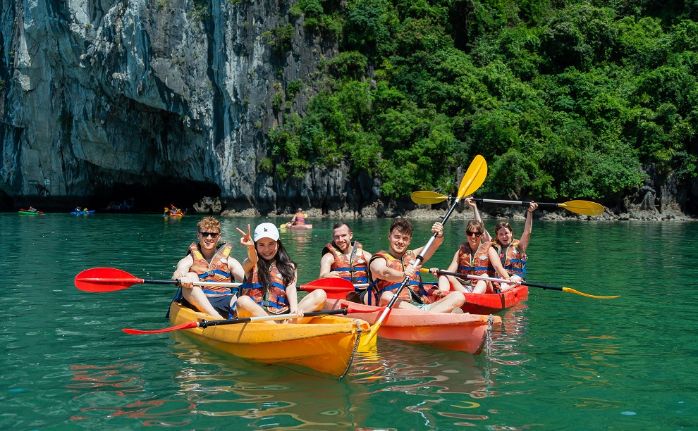 Tour Hạ Long 1 Ngày Cao Cấp – Sunlight Cruise