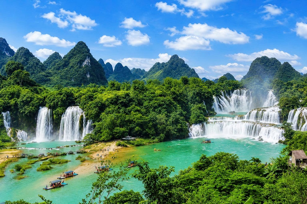 Tour Thác Bản Giốc Hồ Ba Bể 2 Ngày 2 Đêm